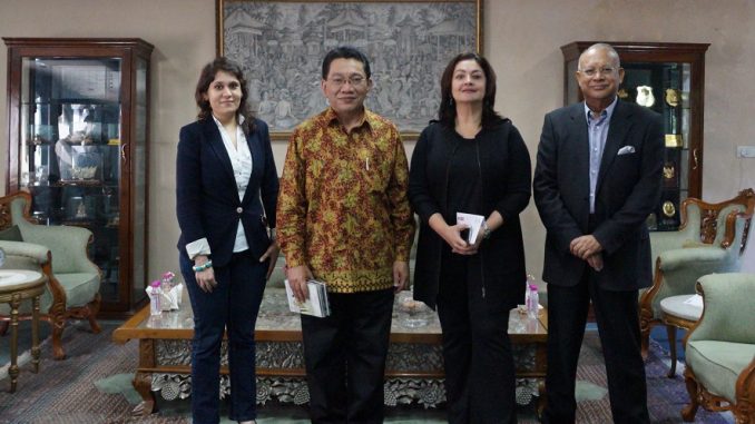 Pooja Bhatt takes her film Cabaret to Indonesia